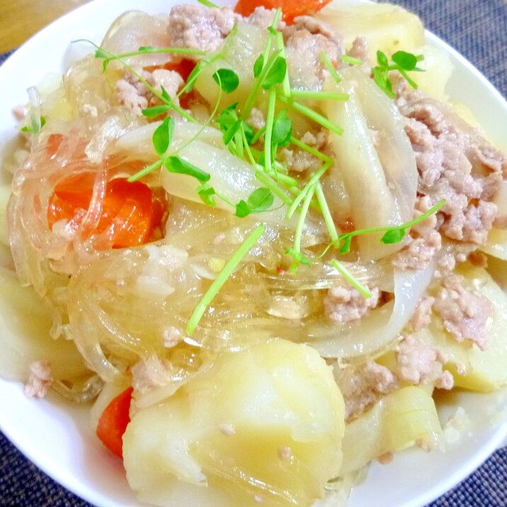 味付けは、白出汁で手間いらず！【豚ミンチ肉じゃが】